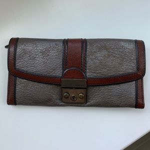 Fossil Leather Brown & Silver Wallet